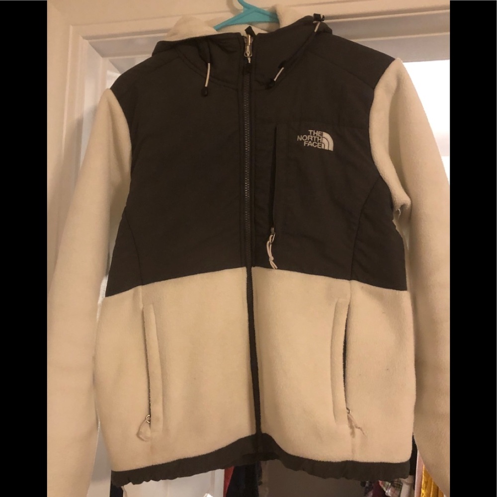 NORTHFACE Denali women’s size hooded small jacket